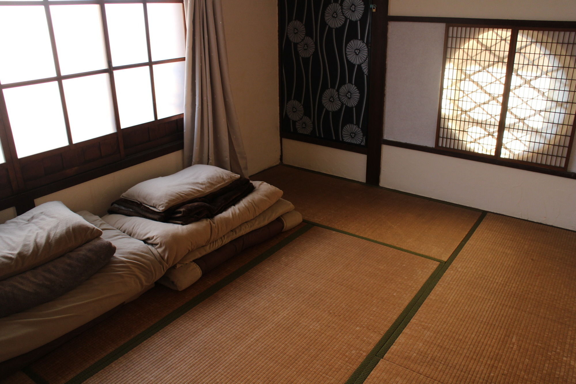 איסה Guest House Tsumugiya מראה חיצוני תמונה